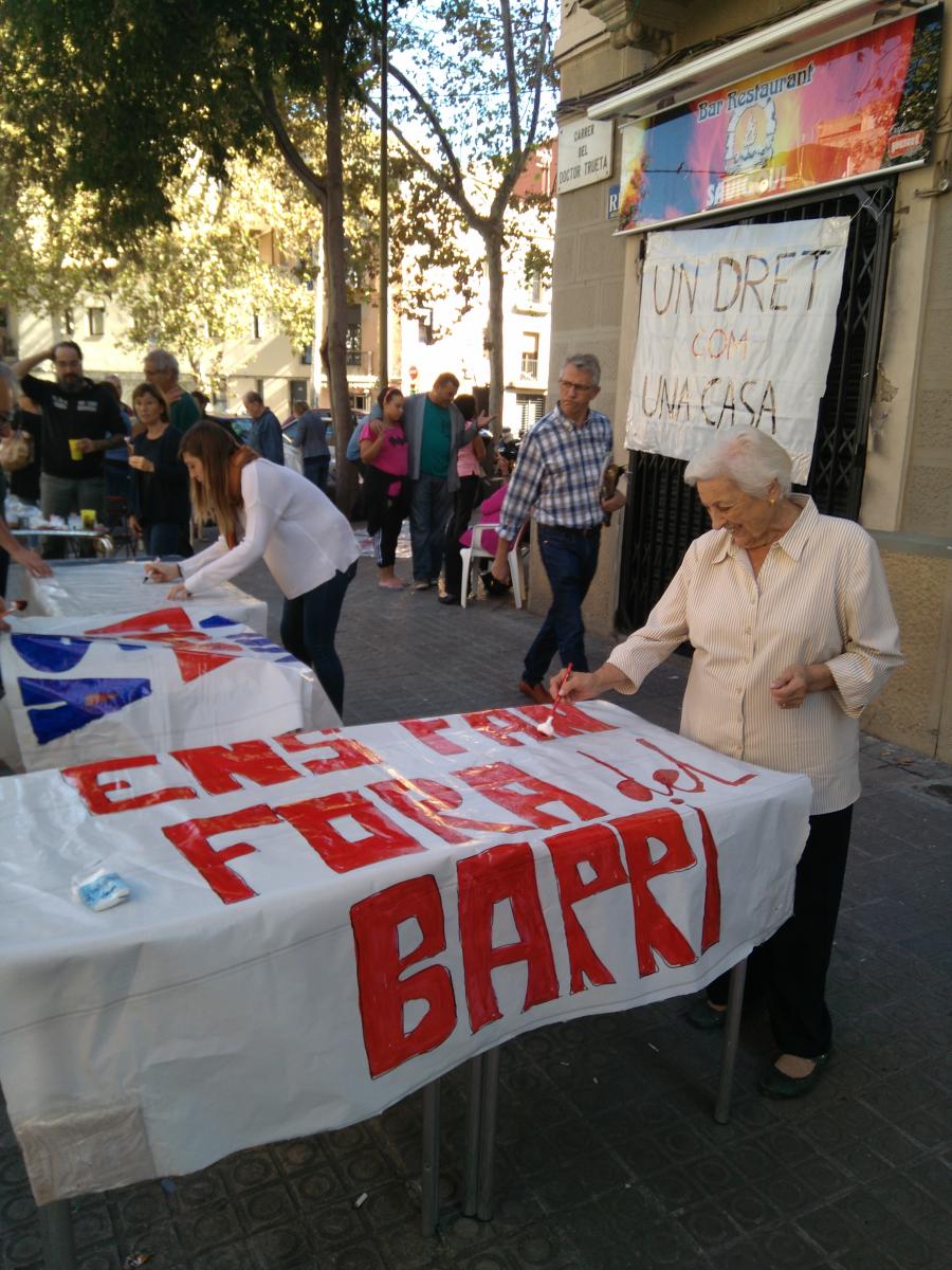 El Poblenou, contra l’expulsió del veïnat dels carrers Badajoz i Doctor Trueta
